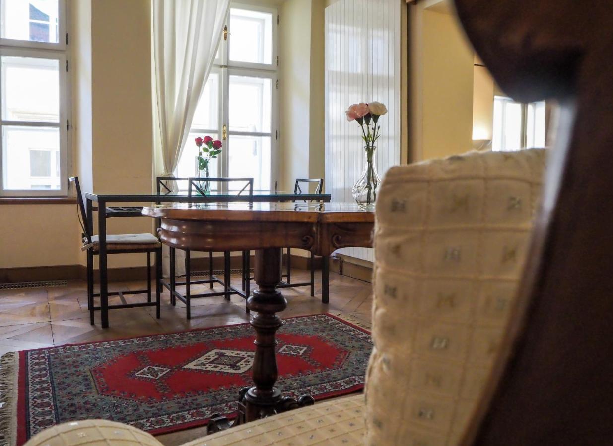 Apartament Karlova - Old Town *