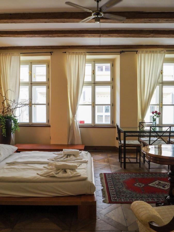Karlova - Old Town Apartament *